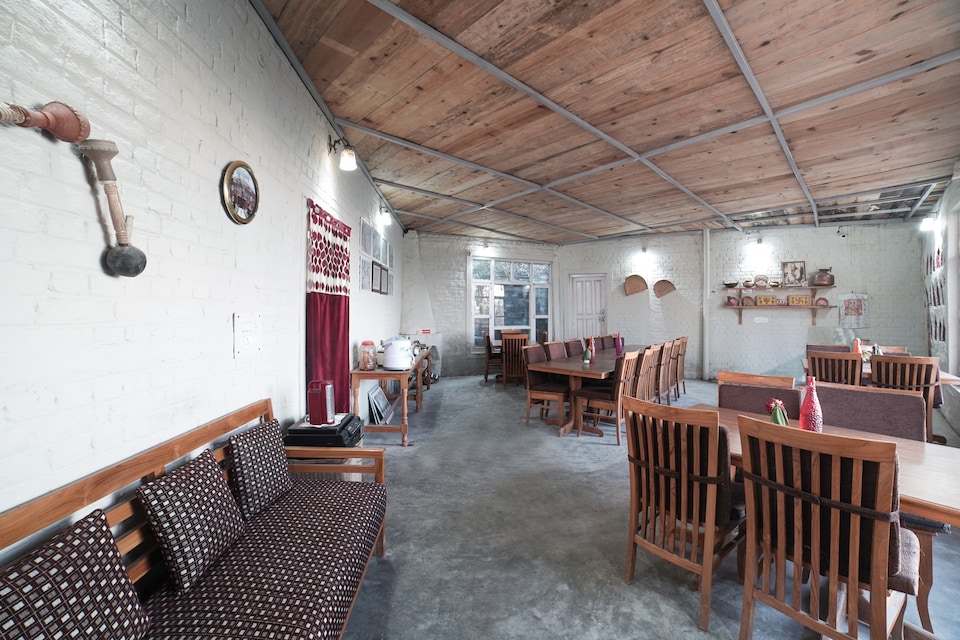 OYO 71908 Kaafal Cottage , Ranikhet City, Ranikhet