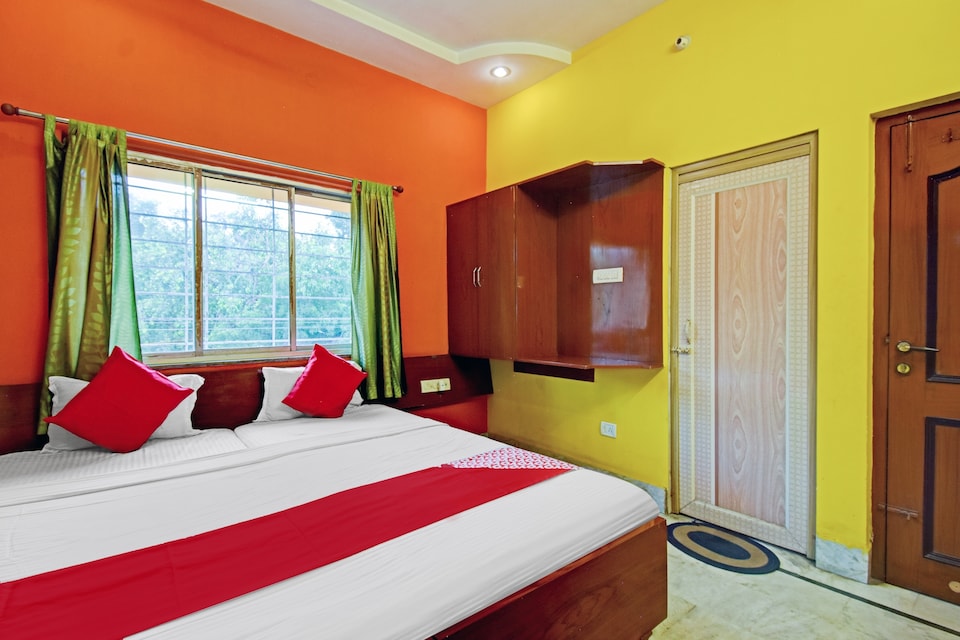OYO 71989 Anand Lodge , Asansol, Asansol