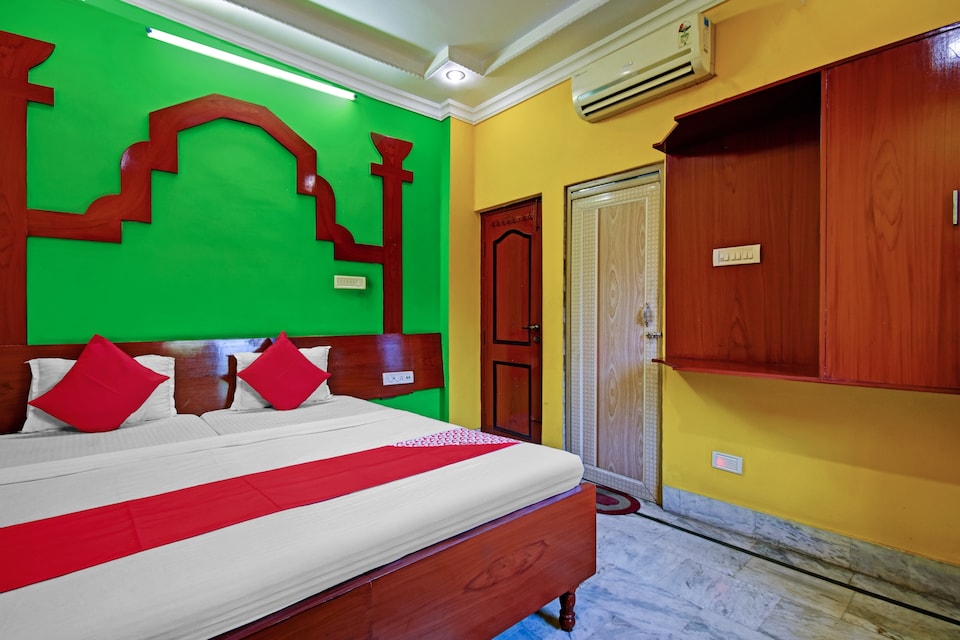 OYO 71989 Anand Lodge , Asansol, Asansol