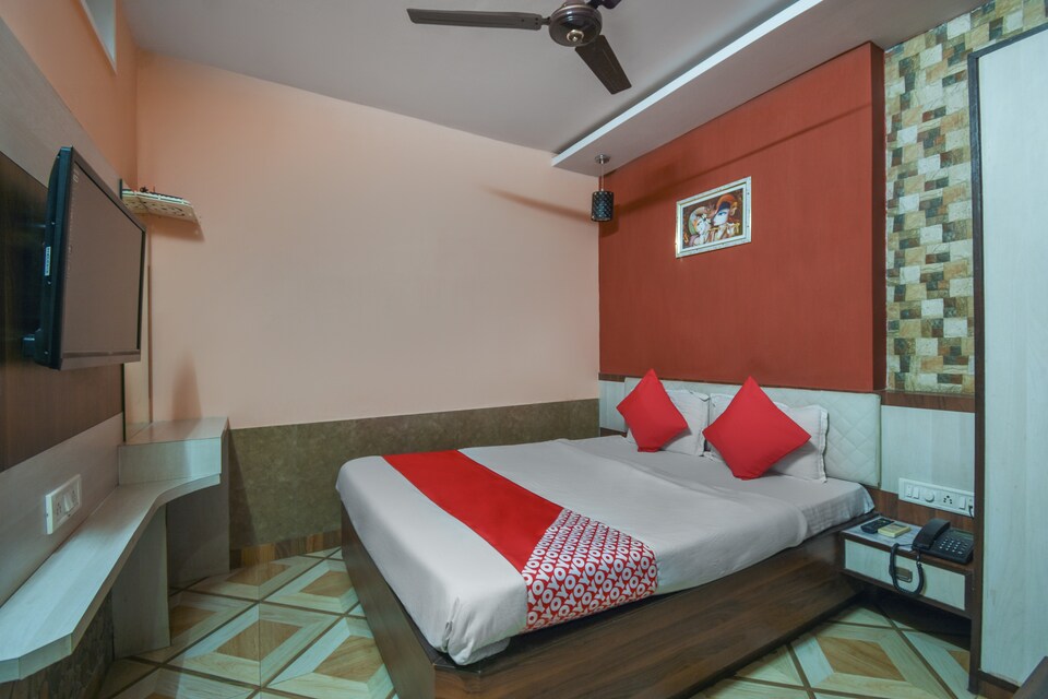 OYO 72016 Hotel Golden Palace, Sakchi Jamshedpur, Jamshedpur