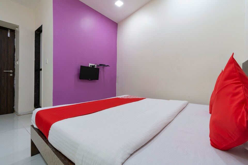 OYO 72025 Sairaj Palace, South Mumbai, Mumbai