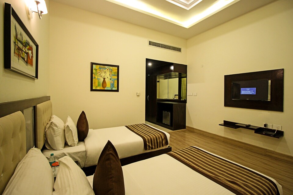 OYO Swarn Mahal Hotel, GT Road Panipat, Panipat