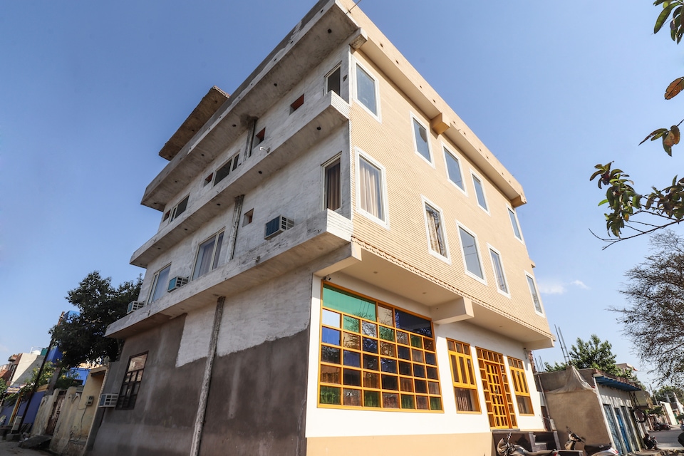 OYO Taj Palace, Taj East Gate Road Agra, Agra