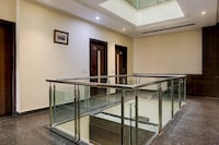 Super Collection O Railway Station Road Near Clock Tower