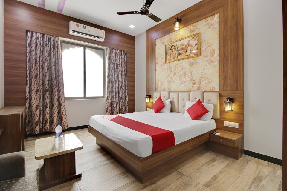 OYO 72089 Excellence Tower, Viman Nagar, Pune