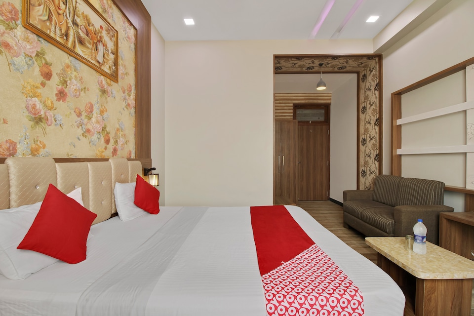 OYO 72089 Excellence Tower, Viman Nagar, Pune