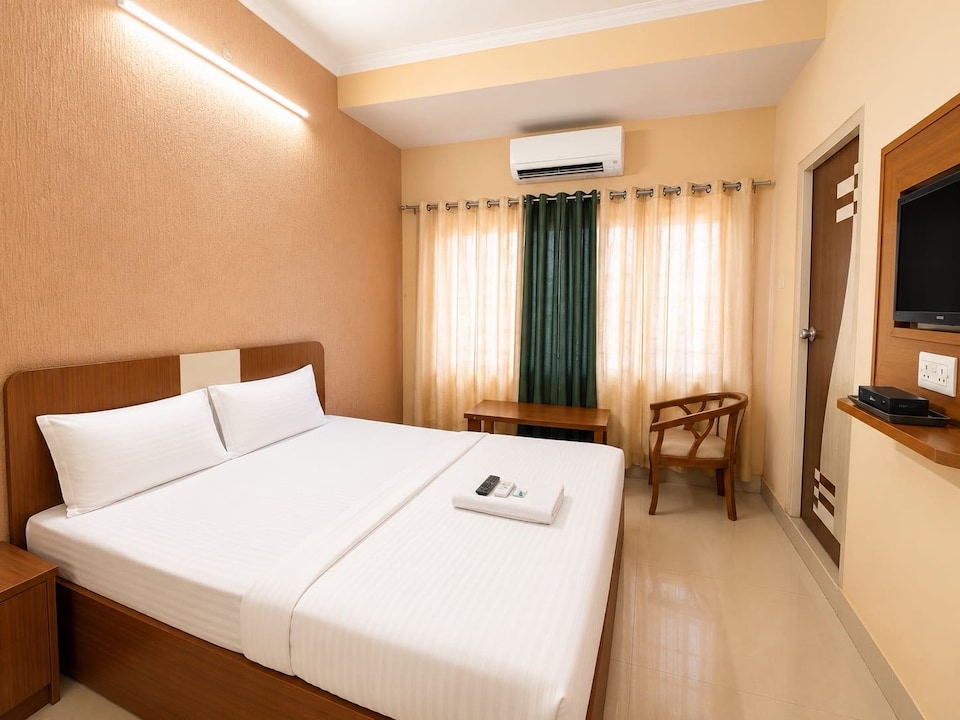 Hotel O Dehradun Railway Station Road Formerly North Star Residency, Dehradun Railway Station, Dehradun