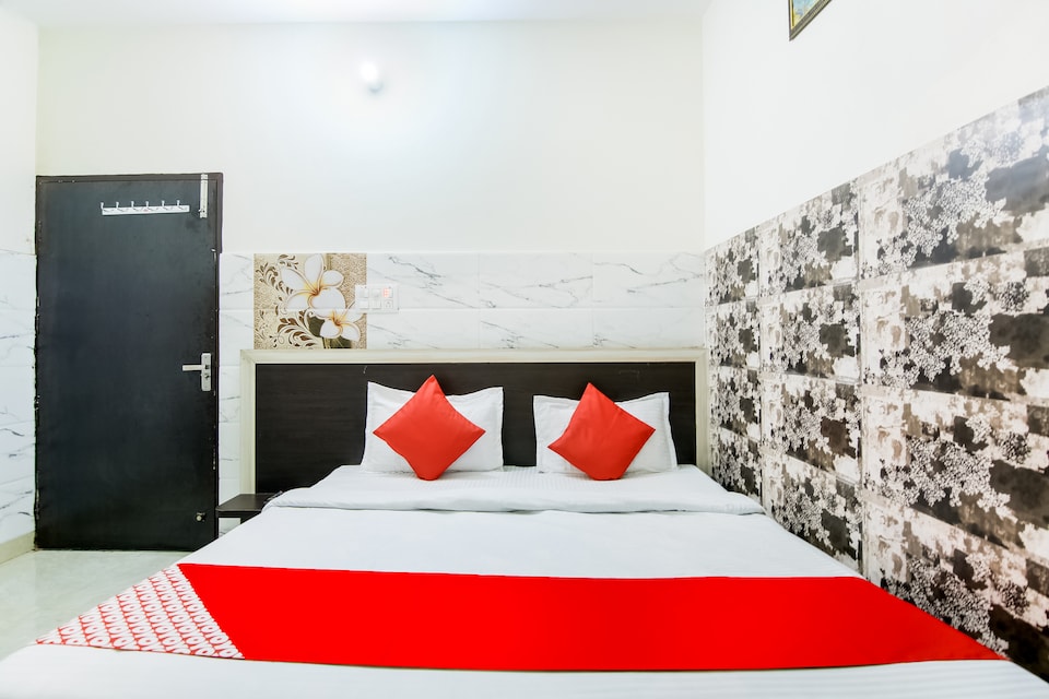 OYO 72092 Hotel Varun Palace, Bhiwani, Bhiwani