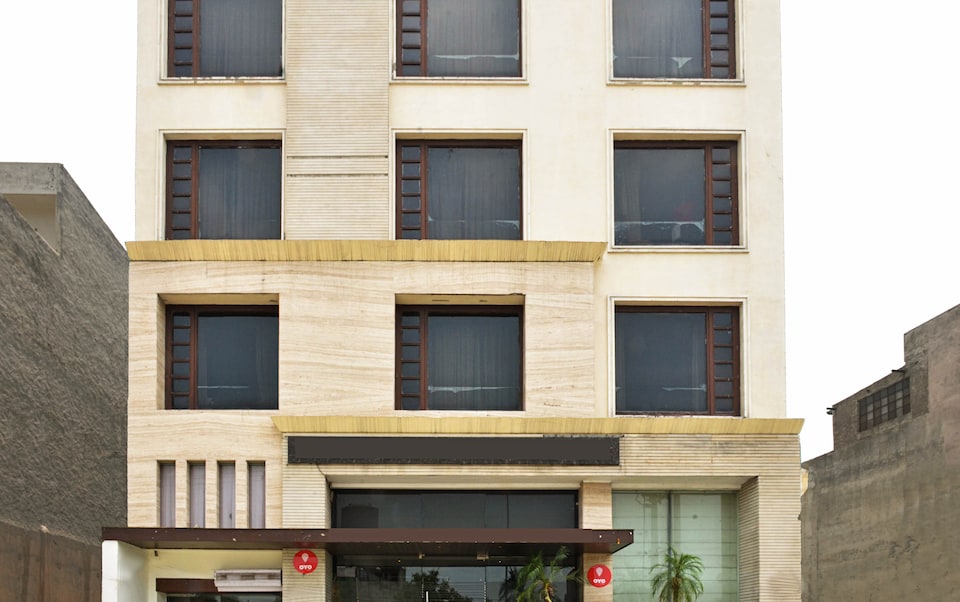 OYO 6004 Saugaat Regency, Zirakpur, Zirakpur