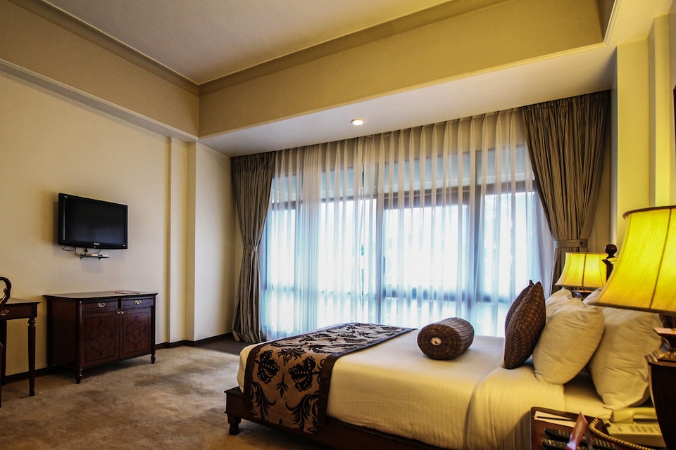 OYO 6017 Elite, Highcourt Nainital, Nainital