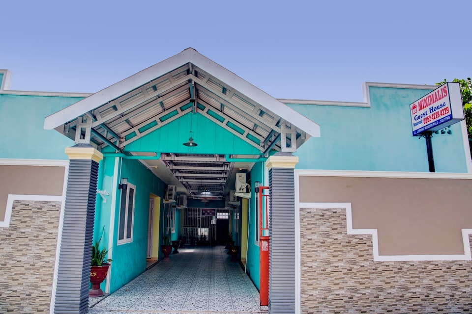 OYO 3348 Minimalis Homestay, Palu Selatan, Palu