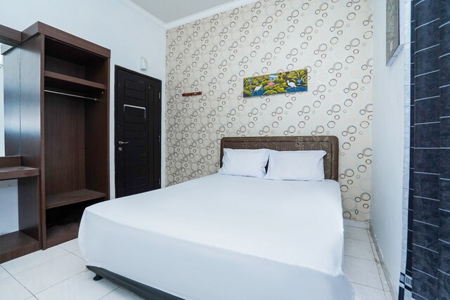 OYO Life 3351 Griya Aisyah Residence 3