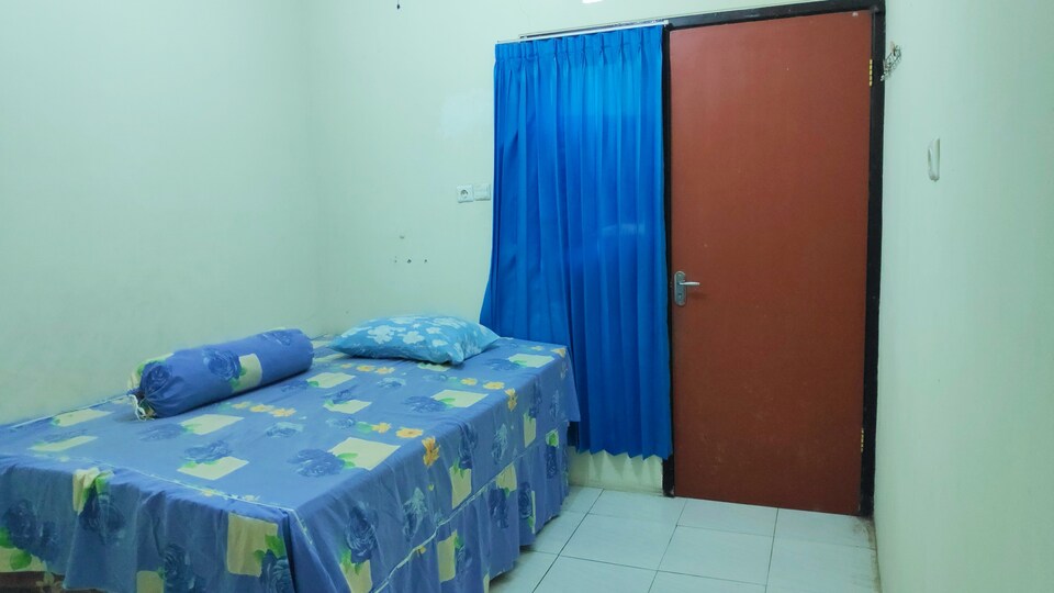 OYO 3352 Gedangan Homestay, Juanda, Sidoarjo