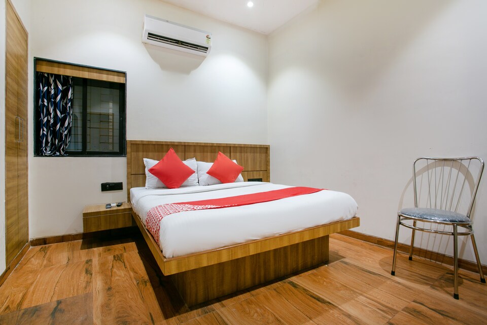 OYO 72216 Blue Orchid, Mumbai International Airport, Mumbai