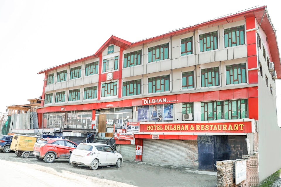 OYO 72225 Hotel Dilshan, Lal Chowk Srinagar, Srinagar