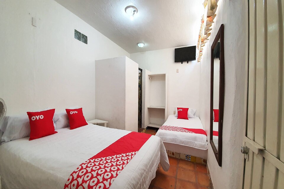 OYO Hotel Colonial, Silao de la Victoria, GTO, Silao