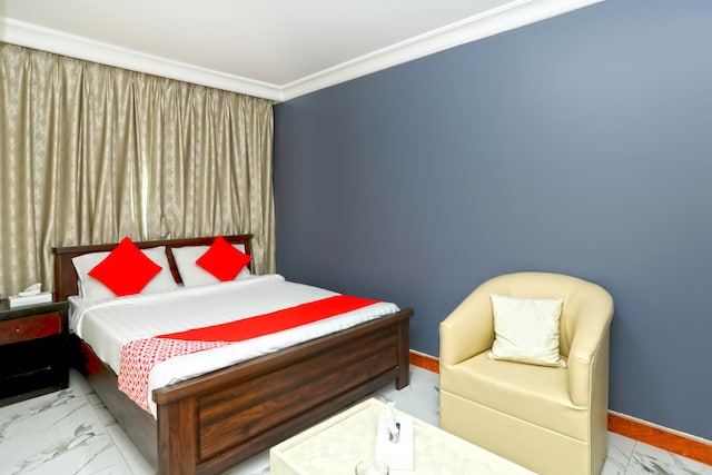 OYO 116 Carawan Plaza Hotel