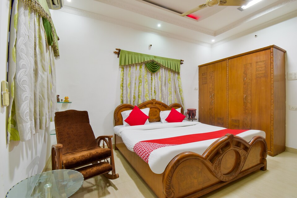 OYO 72289 Royal Villa , Manish Nagar, Nagpur