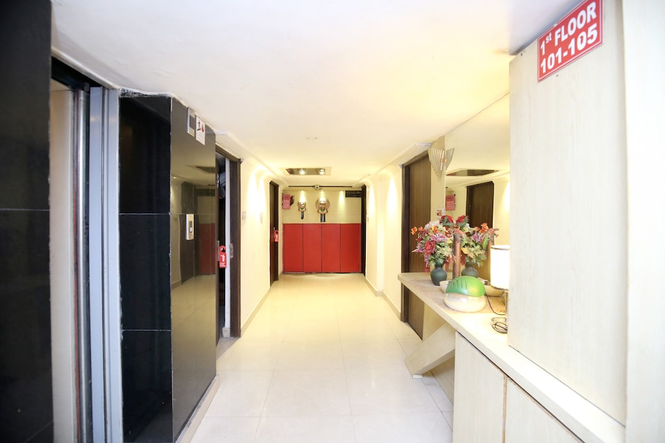 OYO 926 Hotel Nanda, Ludhiana Railway Station, लुधियाना