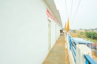 SPOT ON Krishna Market And Lodge