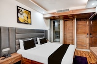 Super Townhouse Prayagraj Central Bus Terminal Formerly Hotel Four View