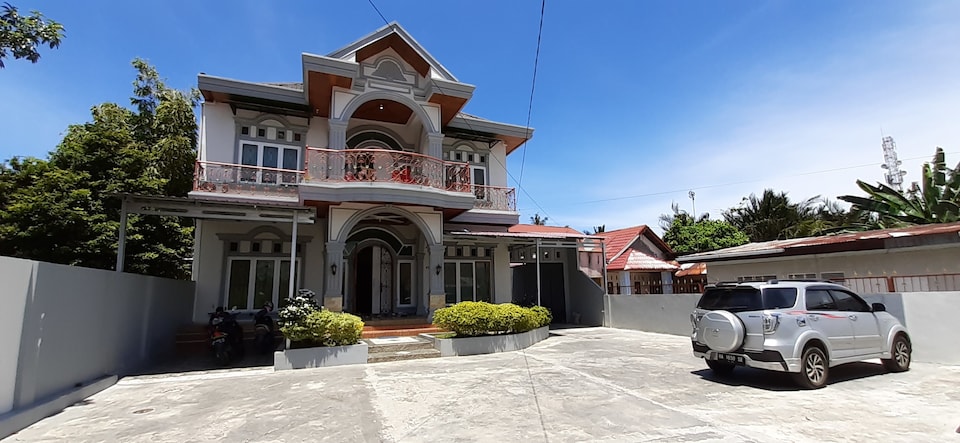 OYO 3407 Yasmin Residence Syariah, Koto Tangah, Padang