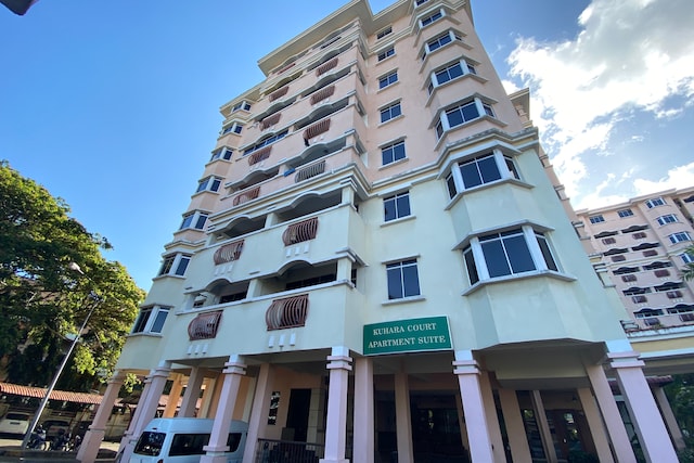 Capital O 90061 Kuhara Court Apartment Suite