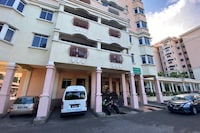 Capital O 90061 Kuhara Court Apartment Suite