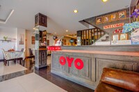 OYO 898 Sota Residence 