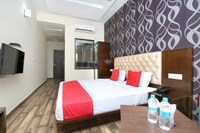 OYO Hotel Candy