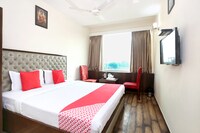 OYO Hotel Candy
