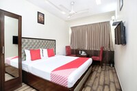 OYO Hotel Candy