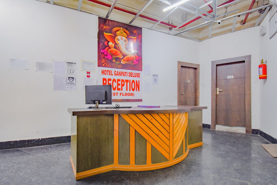 SPOT ON 72485 Hotel Ganpati Deluxe, Sealdah Kolkata, Kolkata