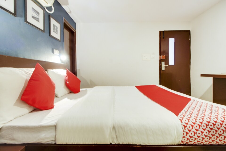 OYO 72492 S K RESIDENCY, Koramangala Sony World Signal, Bangalore