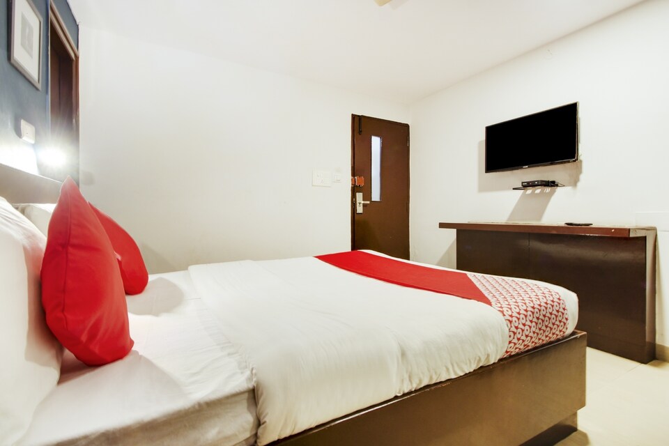 OYO 72492 S K RESIDENCY, Koramangala Sony World Signal, Bangalore