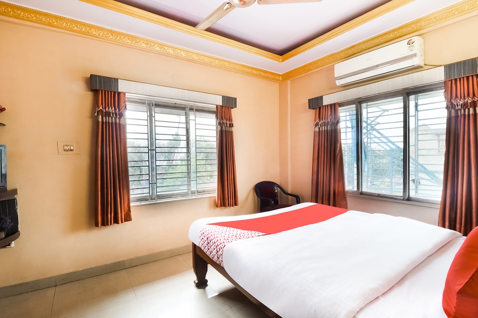 OYO 72502 Meera Residency, Salt Lake Kolkata, Kolkata