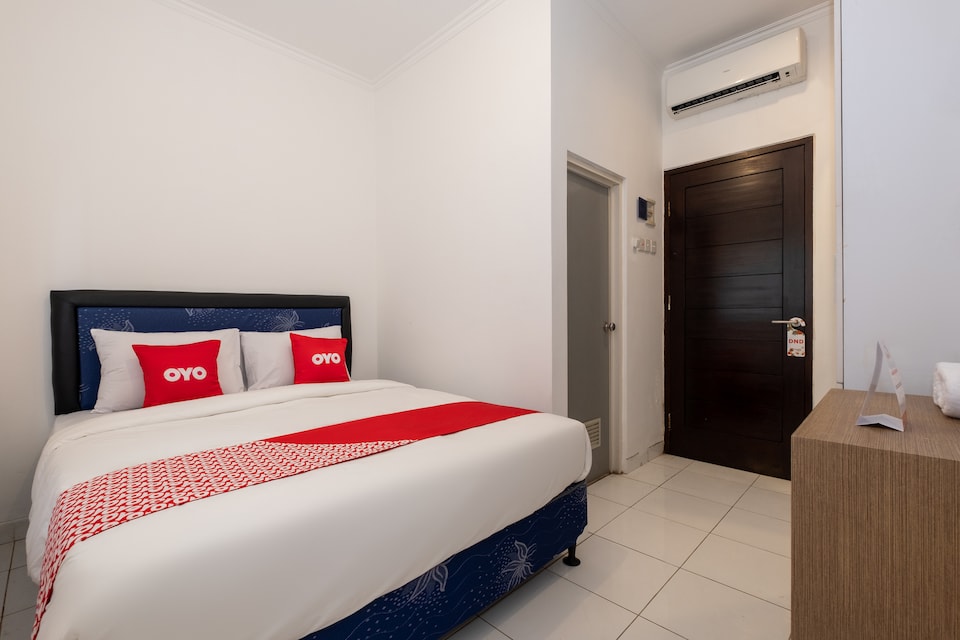 OYO 3427 Griya Wika, North Denpasar, Bali