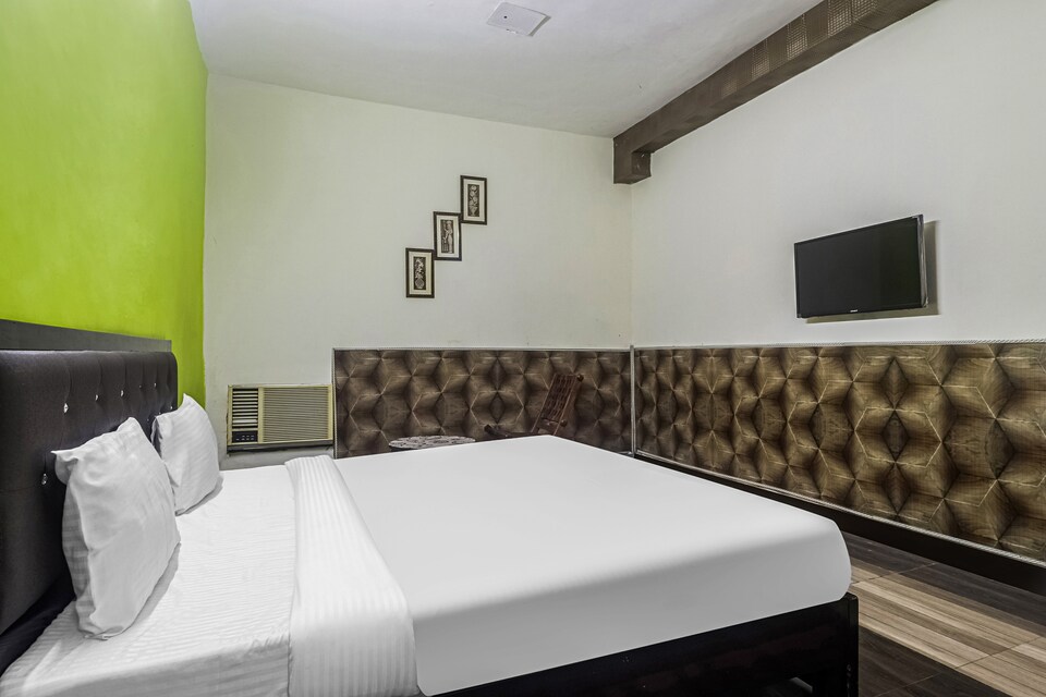 OYO Hotel Parth Residency, Faridabad, Faridabad