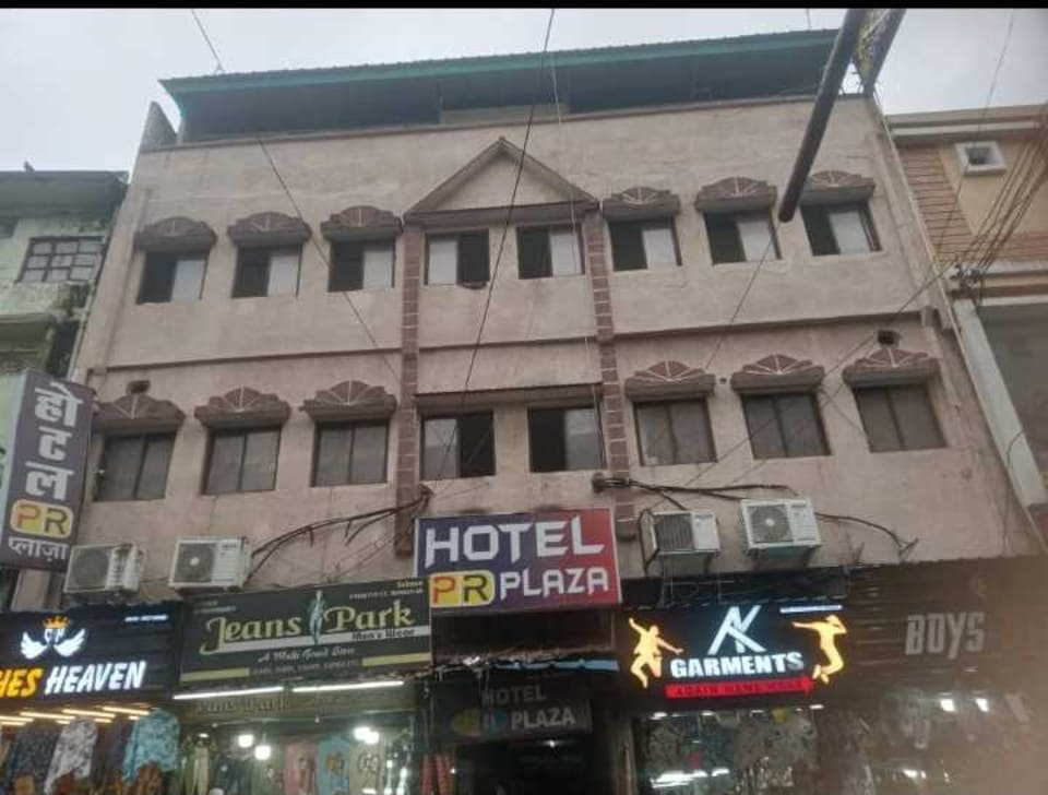 SPOT ON Pr Regency , Hamidia Road Bhopal, Bhopal