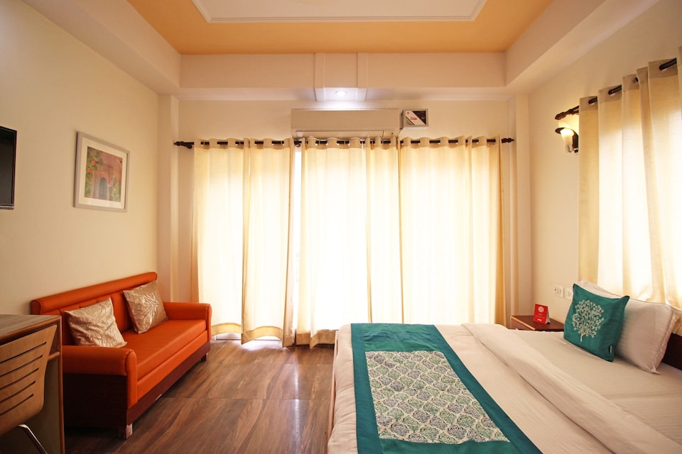 OYO The Lily Hotel, Laxman Jhoola Rishikesh, Rishikesh