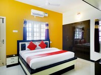 OYO Flagship Sri Sai Sathya Residency