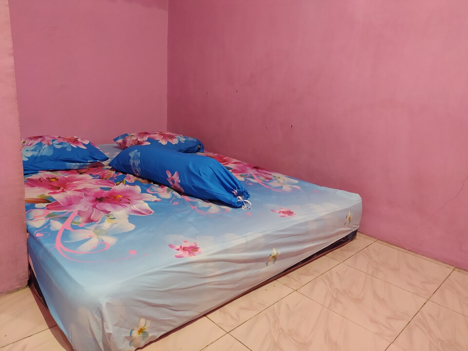 OYO 3444 Fidiyah Inn Syariah, Karuwisi, Makassar