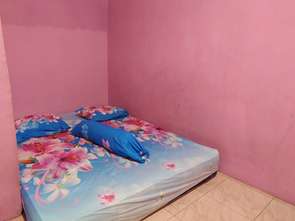 OYO 3444 Fidiyah Inn Syariah, Karuwisi, Makassar