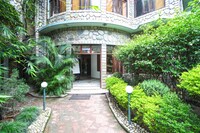 OYO The Narayana Palce