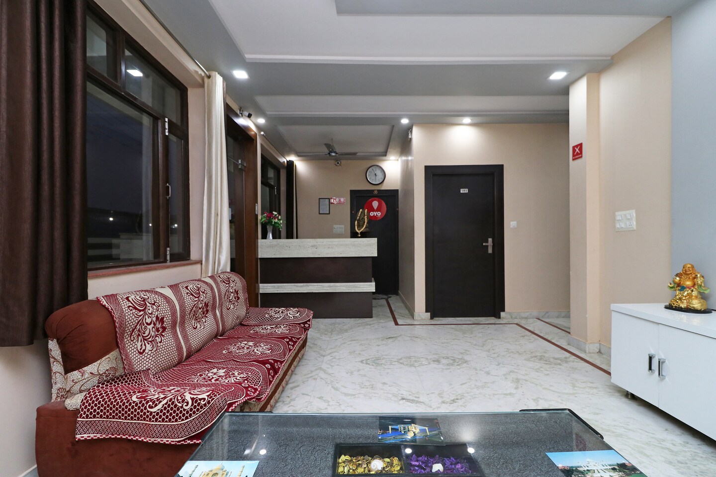 Promo 80 Off Oyo 29814 Aaradhya Inn Kolkata India Cheap - 