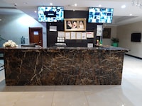 OYO 474 Alyousr Royal Hotel 