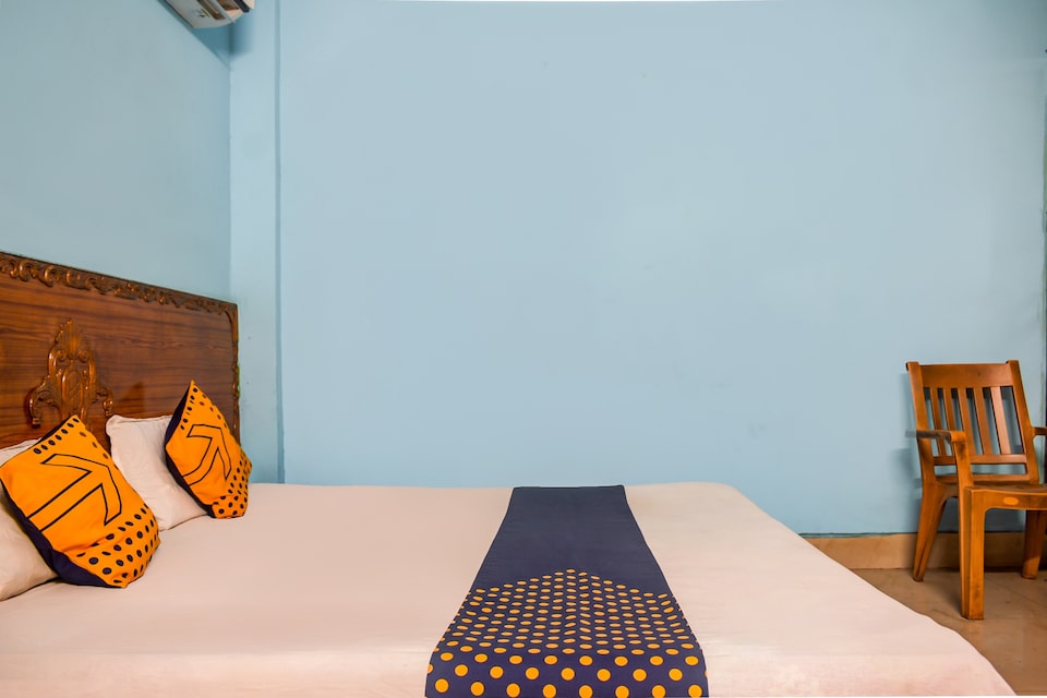 SPOT ON 72683 Royal Hotel, Angul, Angul