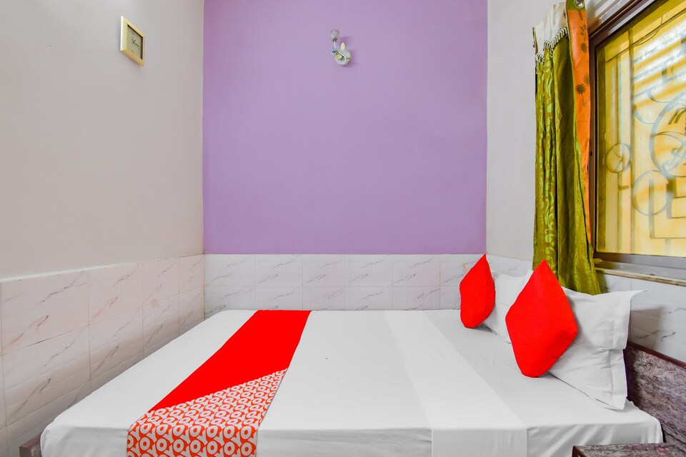 OYO 72692 Hotel Kariim, Esplanade Kolkata, Kolkata