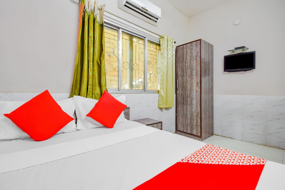 OYO 72692 Hotel Kariim, Esplanade Kolkata, Kolkata