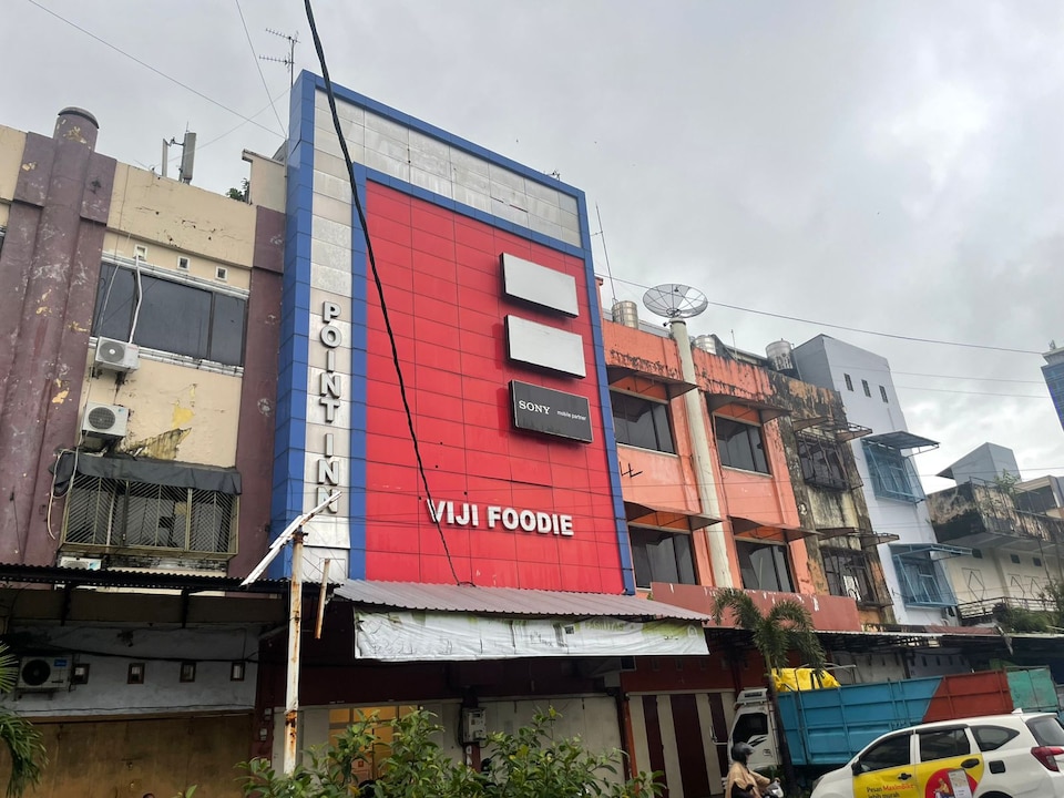 Hotel O near Pantai Losari formerly Point Inn , Losari, Makassar